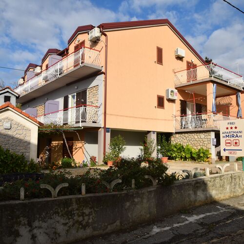 Apartments And Rooms With Parking Space Starigrad, Paklenica - 6594 Starigrad