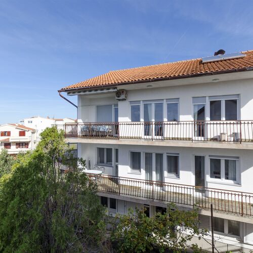 Apartments Karmela Primosten