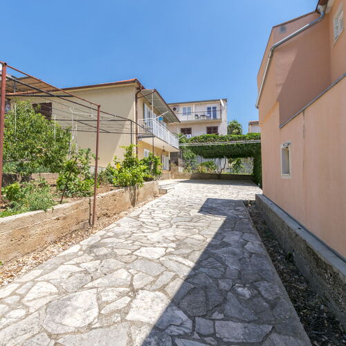 Apartment Hans Primosten  2