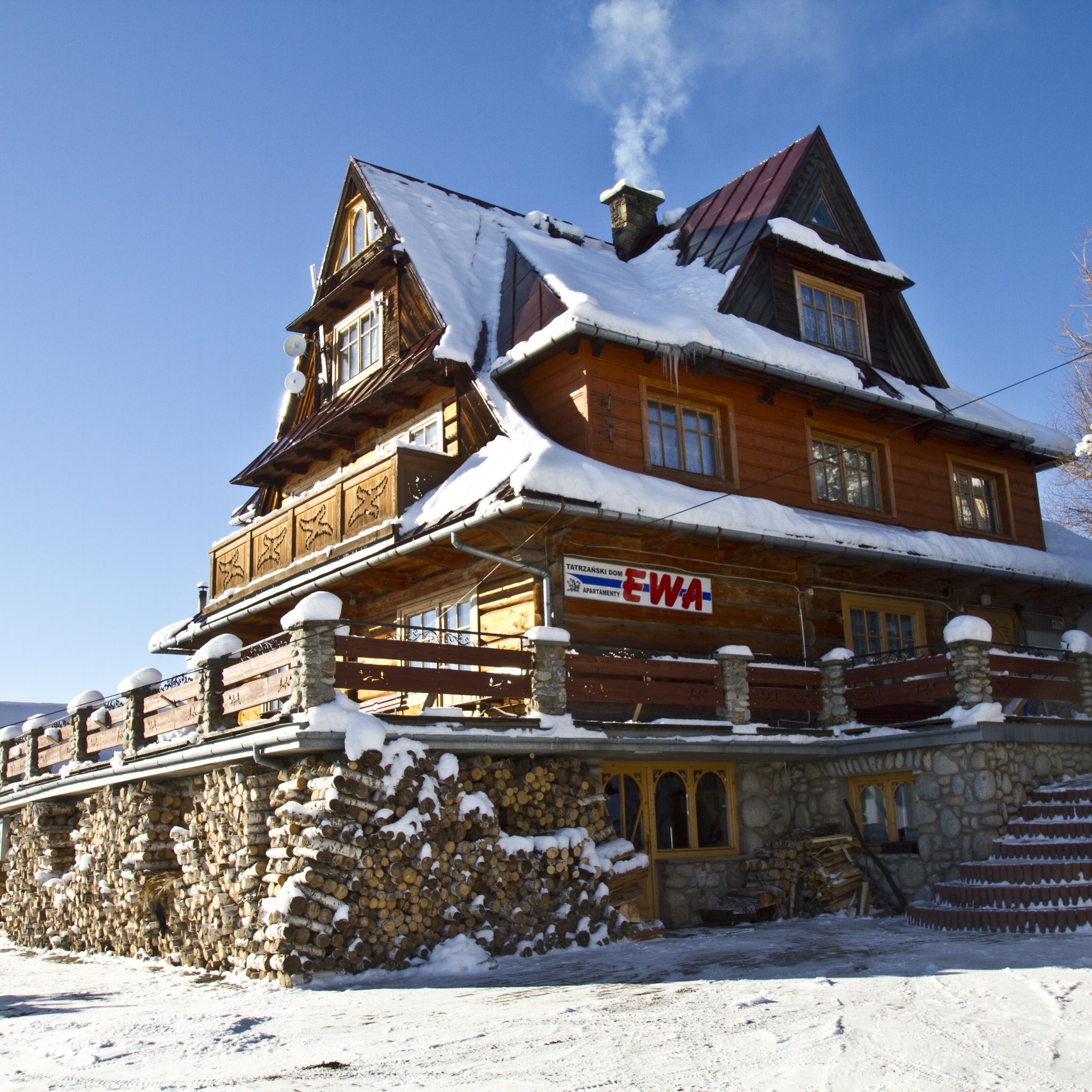 Dom Tatrzański Ewa Kościelisko Zakopane - Noclegi.pl