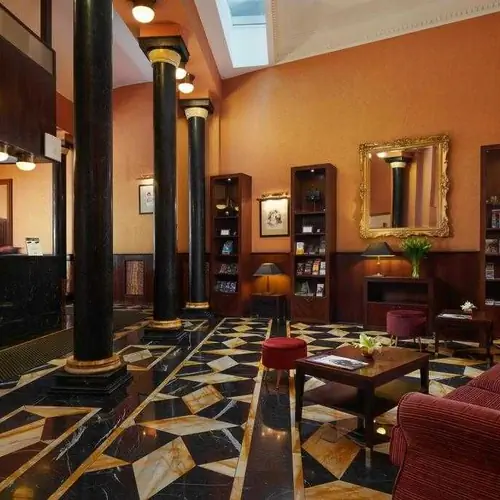Lobby s recepc&iacute; 