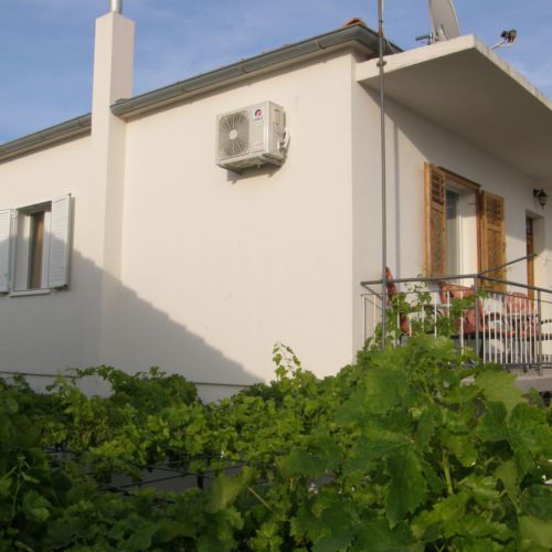 Apartment Antonija Primosten  2