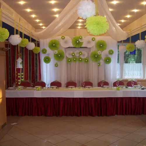 80 fős rendezv&eacute;nyterem