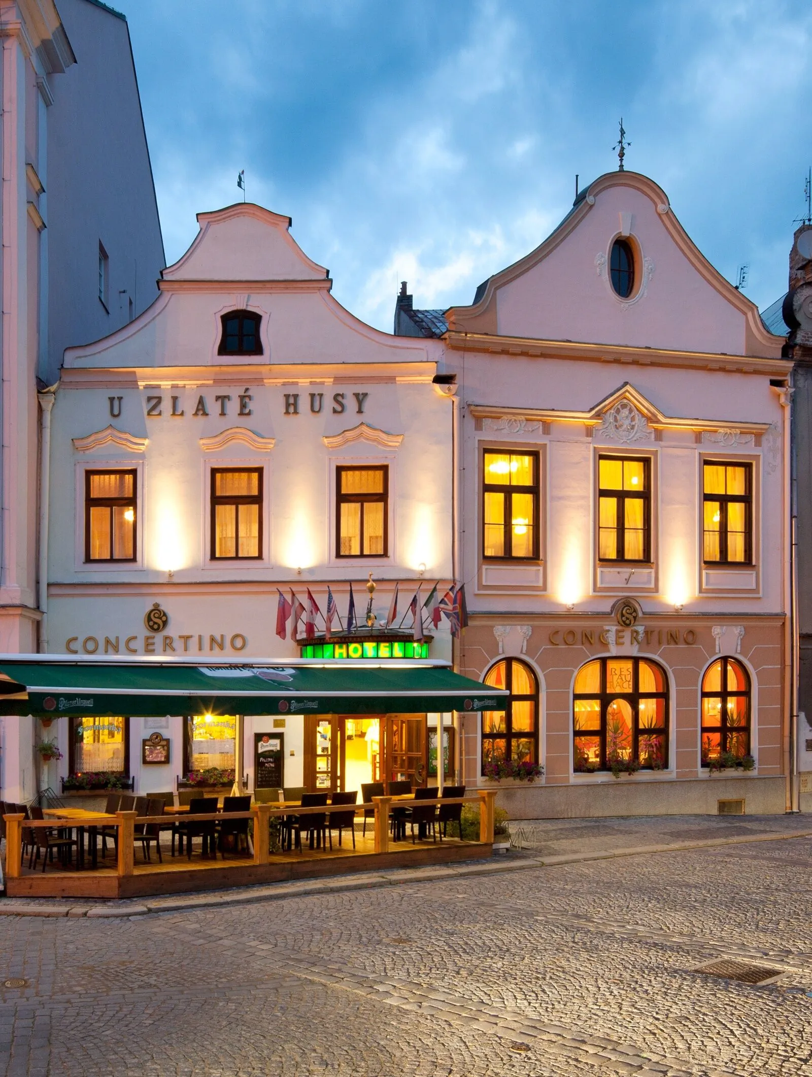 Hotel Concertino Zlatá Husa Jindřichův Hradec