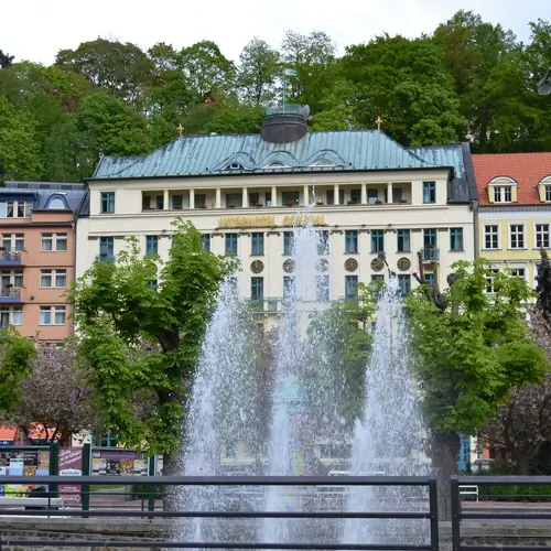 Interhotel Central****