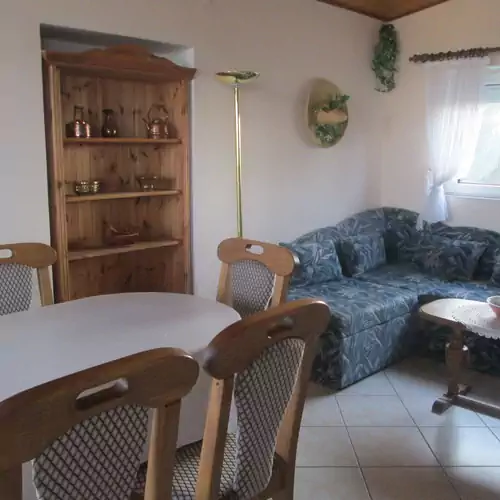 Fenyves Villa Balatonfenyve 006 kép