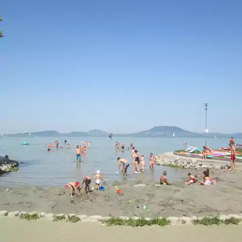 Fenyves Villa Balatonfenyve 009 kép