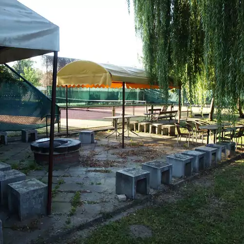 Garden Club Panzió Balatonmáriafürdő 008 kép