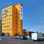HOTEL AURA PRAHA design & garden wellness pool Praha ***
