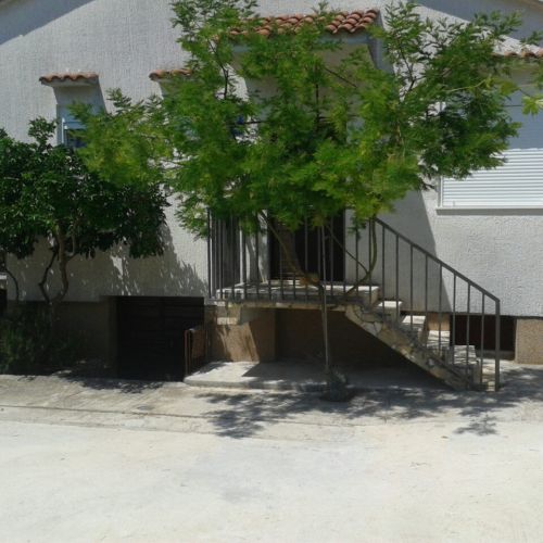 Apartment Branko Vinisce  2