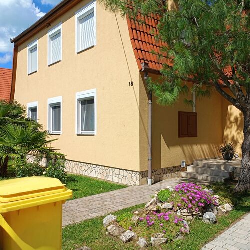 MeLuis Nyaraló Balatonkeresztúr  2