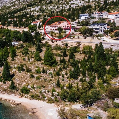 Apartmani Amari Starigrad ★★★ 4