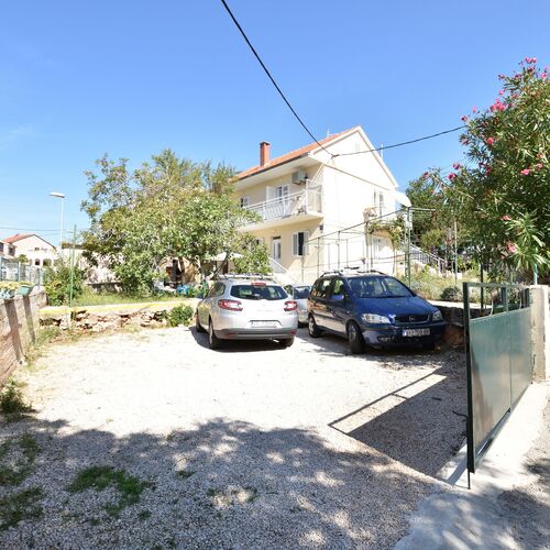 Apartments Dragica Primosten