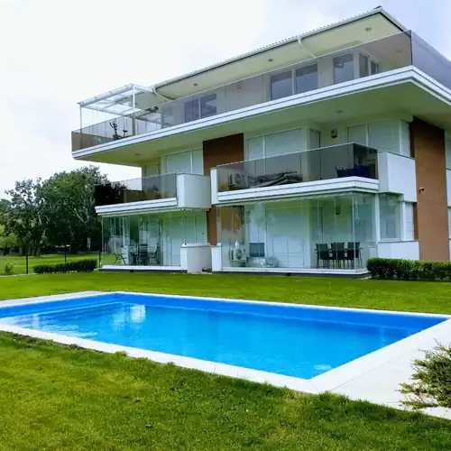 Elegant Apartman Siófok