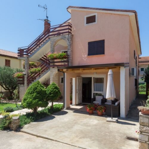 Apartmanok Parkolóhellyel Novigrad - 7135  2