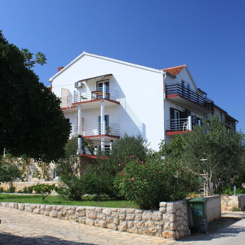 Apartmanok A Tenger Mellett Tkon, Pasman - 8458 Tkon  2