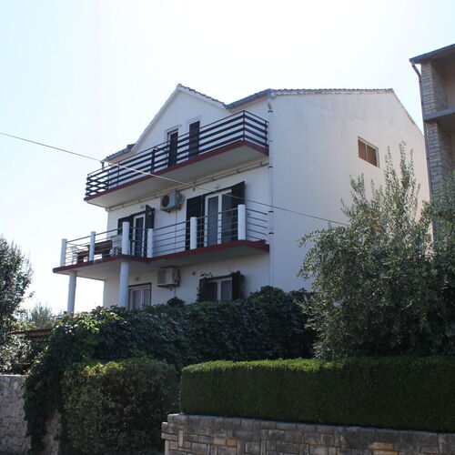 Apartmanok A Tenger Mellett Tkon, Pasman - 8458 Tkon  3