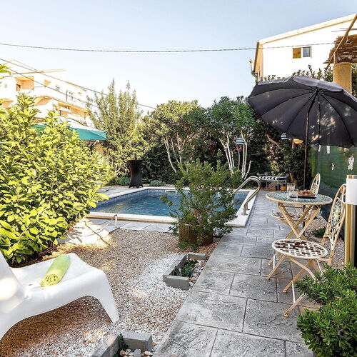 Apartmanok Családok Részére Medencével Split - 14401  4