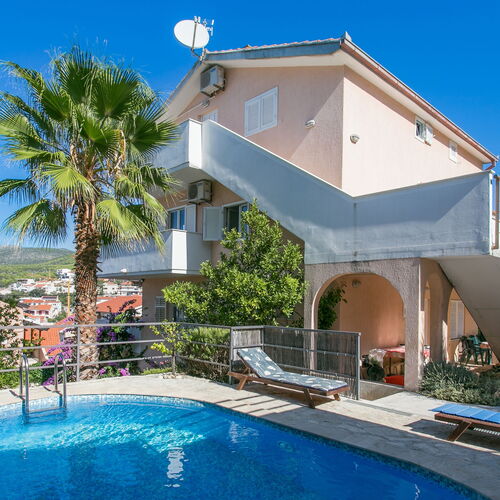 Apartmanok Családok Részére Medencével Seget Vranjica, Trogir - 14409 Seget Vranjica  2