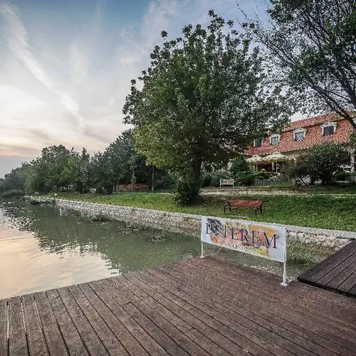 Regia Panzió és Étterem Halászi 015 kép
