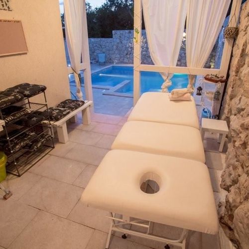 Apartmani Švob s Bazenom Novi Vinodolski  4