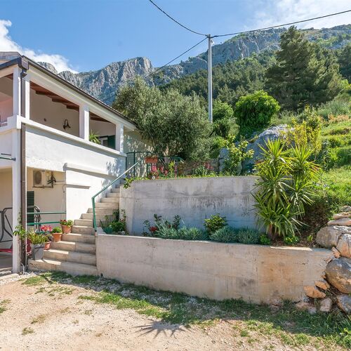 Apartment Josipa Omis  3