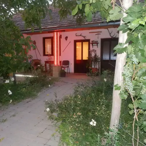 Flóra Vendégház Ta 001 kép