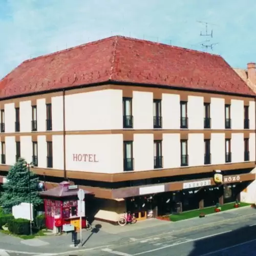 Hotel Oroszlán Szigetvár 002 kép