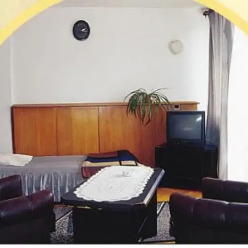 MARK *** Marki Piłsudskiego 273