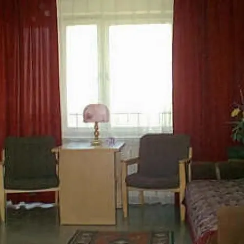 Hotel 'EWSA' Brwin&oacute;w Moszna 49 A