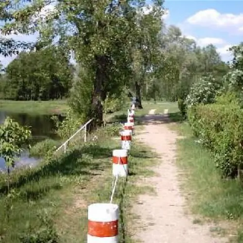 SUPER Dom letni w Dzbeninie z WŁASNĄ PRZYSTANIĄ Dzbenin Nad Narwią