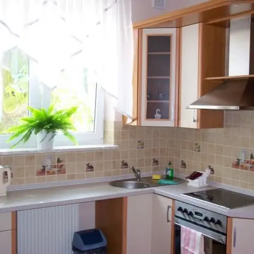 Aneks kuchenny og&oacute;lnodostępny w kt&oacute;rym można przygotować śniadanie,kolacje.