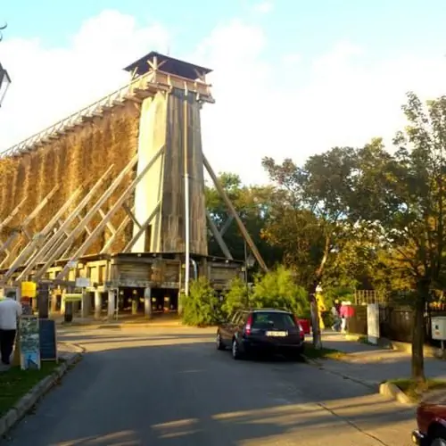 widok na Tężnie z naszej ulicy