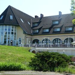 Hotel Família Zamárdi