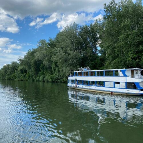 3 nap/2 éj 2 fő részére a Bodrog és a Tisza ölelésében, reggelis ellátással, jakuzzi és szauna használattal, sétahajózással