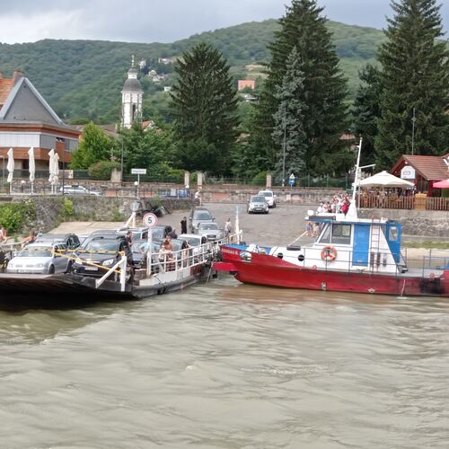 Visegrád-Nagymaros komp