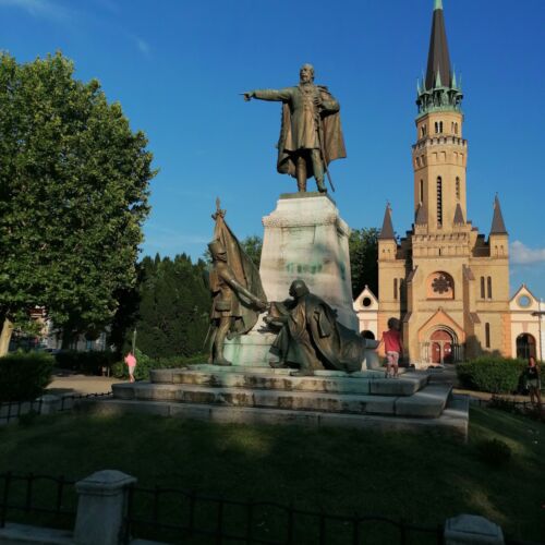 Kossuth szobor | Cegléd