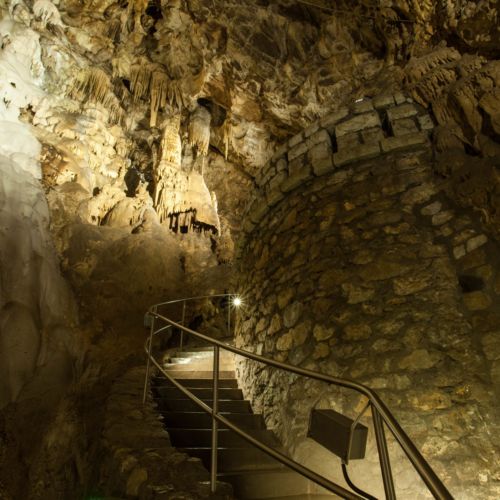 Szent István Cseppkőbarlang | Lillafüred