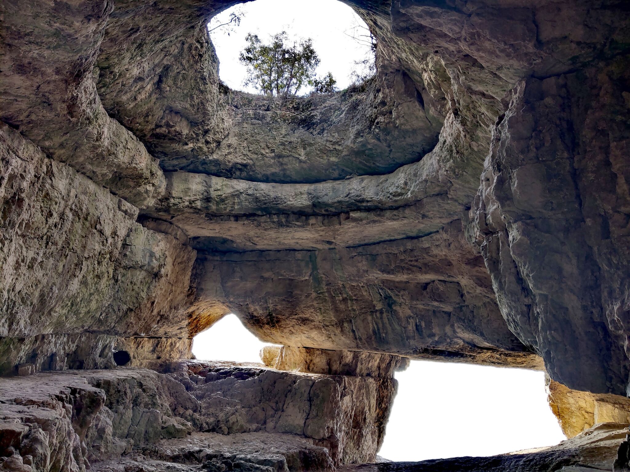 Szelim-barlang - Tatabánya