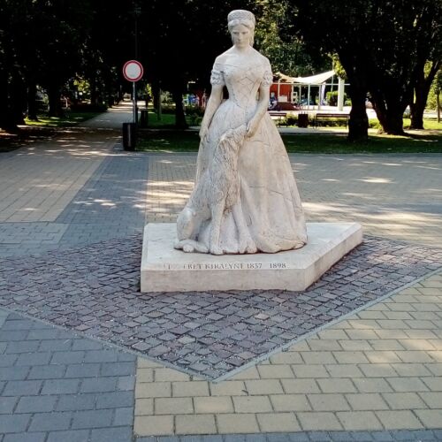 Erzsébet királyné-szobor | Keszthely