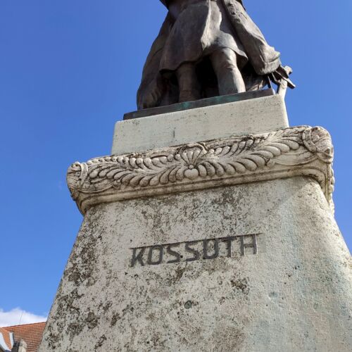 Kossuth szobor