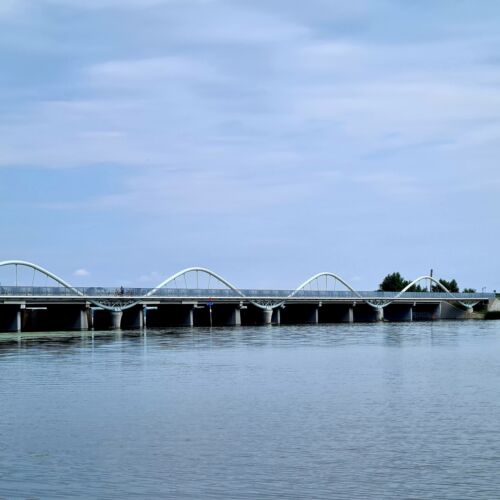 Kerékpáros Tisza-híd