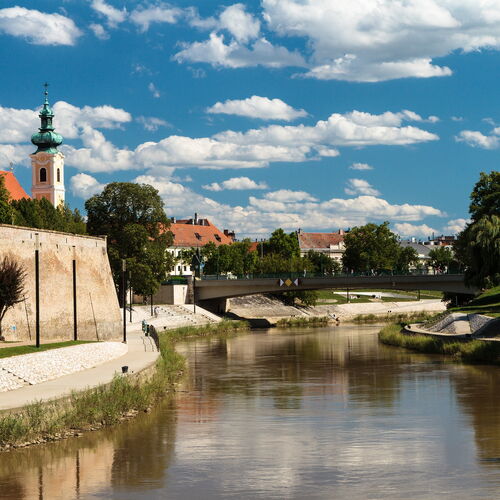 Várfal sétány | Győr