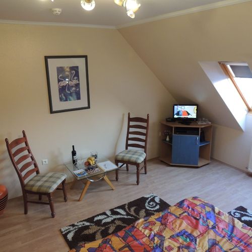 Camera dubla silver la etaj