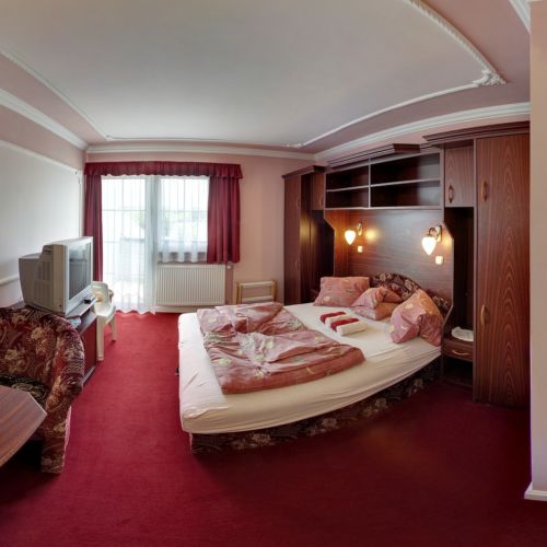 Camera dubla cu balcon cu baie