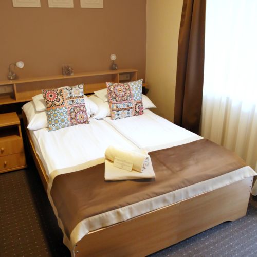 Camera dubla classic la parter