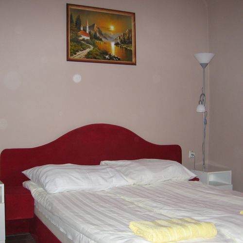 Camera tripla standard