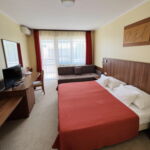 Standard Doppelzimmer mit Klimaanlage (Zusatzbett möglich)