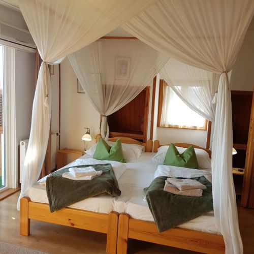 Apartman s balkónem pro 2 os. s 1 ložnicí s panoramou