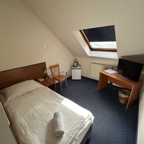 Standard Air Conditioned Single Room